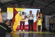 Entrega de uniformes a deportistas Tolima