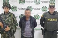 Ejército y Policía capturaron a alias ‘Richard’, requerido por el delito de concierto para delinquir en Herrera – Tolima