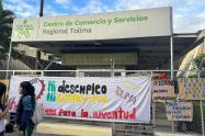 Huelga en el SENA: estudiantes bloquean sede en Ibagué por fallas tecnológicas