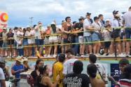 Turistas a bordo de tractomula previo al accidente. 
