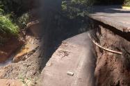 Deslizamiento en Palocabildo deja puente colapsado y sin agua al casco urbano