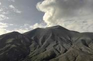Hay alerta en los alrededores de la cadena volcánica de Los Coconucos