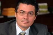 Alejandro-Gaviria.jpg
