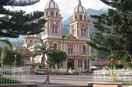 Church_in_Cajamarca_Tolima.jpg