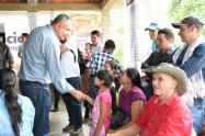 Gobernador-visita-la-primavera-2.jpeg