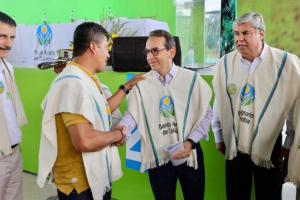 Ministro de Agricultura Andrés Valencia 