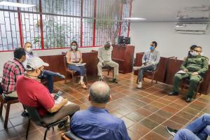 Mesa de concertación entre la Administración Municipal y taxistas en Ibagué