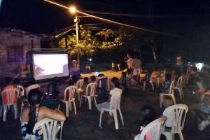 Llegó ´Cine al Parque’ a Honda, norte del Tolima