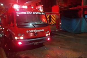 Incendio estructural en el barrio Remansos