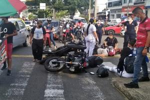 Semáforo dañado en la 25 con Quinta de Ibagué originó accidente con tres personas lesionadas