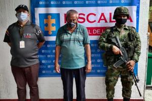 A la cárcel veedor de El Espinal por extorsionar a dos funcionarios y un periodista local