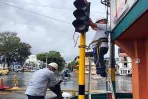 Arreglo de semáforo en Ibagué 2021 