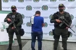 ¡Hasta que por fin! Capturaron sujeto que robaba en el semáforo del Combeima