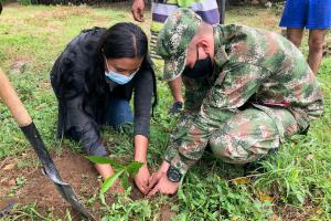 Como antesala al día mundial del árbol se reforestaron fuentes hídricas 