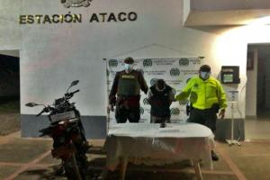 Sujeto fue capturado en mega-operativo después de atracar en una estación de servicio entre Ataco y Santiago Pérez