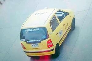 Taxista le habría robado el celular a su pasajera aprovechando que iba embolatada junto a sus dos hijos