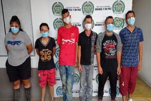 Operativo de desalojo en lote de la Ciudadela Bolívar en Ibagué dejó 6 capturados