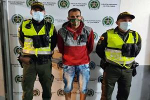 Energúmeno cogió a puñaladas a su expareja y excuñado en Ibagué