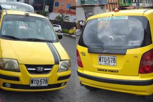 Hirieron a conductor y se le robaron el taxi en Chapetón