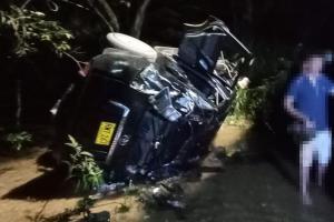 Camioneta se fue a un abismo dejando cuatro lesionados en Carmen de Apicalá