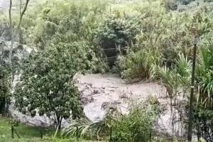 Ordenan evacuar a familias que residan en zonas ribereñas del Cañón del Combeima