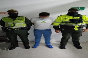 Capturaron sujeto por atracar con arma de fuego el GanaGana de la Ceiba Norte en Ibagué