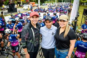 ¡Que vergüenza! Robaron al ciclista colombo - español Óscar Sevilla en Ibagué