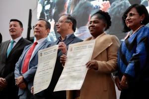 Gustavo Petro y Francia Márquez 