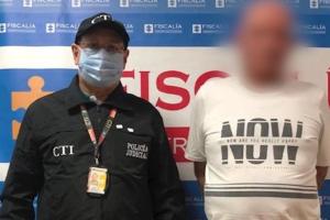 ¡Se ‘enchuquizó! Reventó botella en la cabeza de su hijo y después golpeó a su esposa en El Espinal