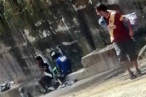 Drogadictos e indigentes del Eduardo Santos, roban y muestran sus partes íntimas a los que pasan por la zona