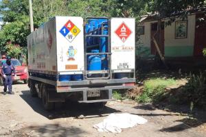 Tragedia en Mariquita: Niño falleció al ‘chilinguiarse’ de un carro repartidor de gas y su conductor dio reversa