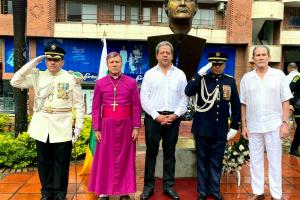 Catedral Inmaculada concepción cumple 50 años