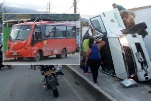 Cuatro lesionados dejó choque entre dos vehículos en el sur de Ibagué