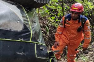 Campero se fue a un abismo, dejando 8 personas lesionadas en zona rural de Ibagué