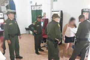 ¡Duro control a juegos de azar! La Metib se tomó establecimientos en Ibagué y Cajamarca