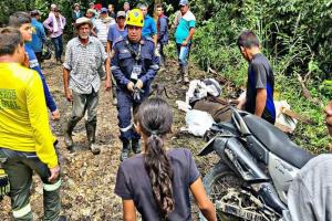 ¡Tragedia! Deslizamiento le quitó la vida a menor de 2 años y a sus padres en Cunday – Tolima
