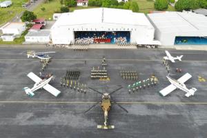 Se cumplió el aniversario 26 de la Escuela de Aviación de la Policía Nacional