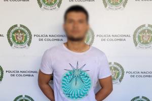 A pareja de ladrones les quemaron la moto en el sector de La Floresta en Ibagué