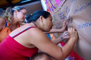 Activistas contra la violencia de género