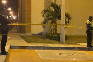 Mujer de 35 años, al parecer se quitó la vida lanzándose de un quinto piso en la Arboleda del Campestre