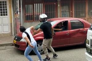 ¡Intolerancia! Abuelo de 74 llevaba a su madre de 100 años al médico y fue agredido brutalmente en el Palermo