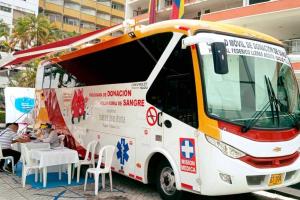 Bus del Banco de Sangre del Federico Lleras Acosta