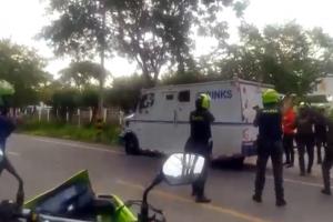 En videos: Policía persigue y dispara a carro de valores robado en Valledupar