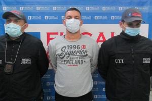 Exvigilante del Aeropuerto Perales podría demandar al Estado por haber estado en prisión