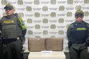 Autoridades incautaron más de 10 kilogramos de marihuana en el peaje de Flandes