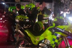 En cinematográfico operativo atraparon a motociclistas en inmediaciones de la glorieta de El Vergel