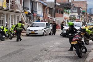 En cinematográfico operativo en el barrio Calarcá, capturaron atracadores de estaciones de servicio en Ibagué
