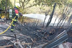 Tragedia: Familia lo perdió todo tras incendiarse su casa en el barrio Villa Yaneth de Mariquita