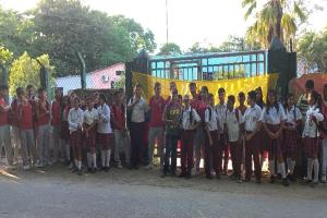 Protesta colegio Saldaña