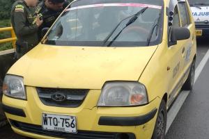 En video: Taxista se arrojó del puente de la Variante en Ibagué